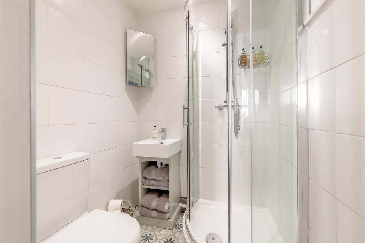 Gorgeous Garden Apartment Bath Ngoại thất bức ảnh